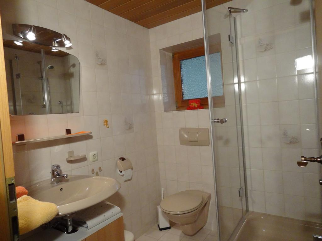 ラムサウHaus Buchenwaldアパートメント 部屋 写真